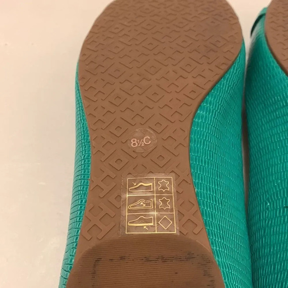 TORY BURCH‎ Matte Micro Tejus Print Mini Miller Flat in Pond Green - Picture 11 of 11